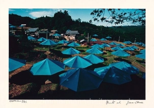 Christo "Umbrellas Jinba Blue"