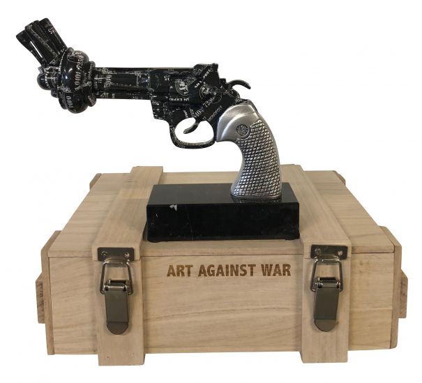 Diederik van Appel "Revolver Black Amex - Art against war"