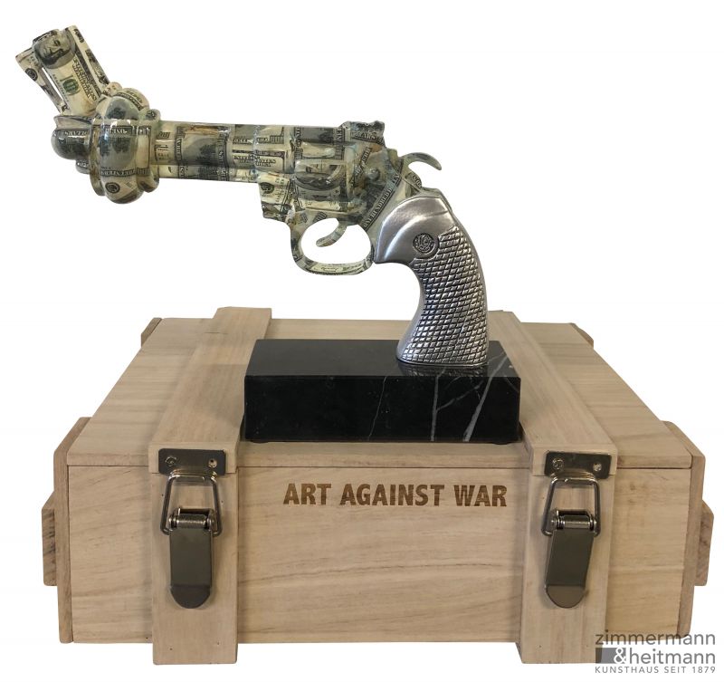 Diederik van Appel "Revolver Dollar - Art against war"