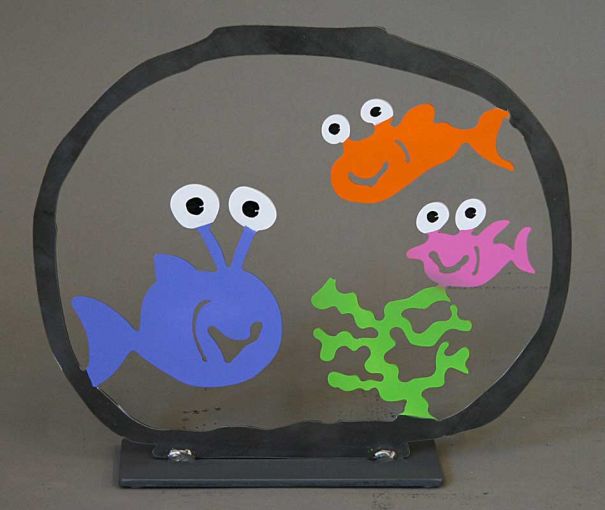 Patrick Preller "Aquarium mit drei Fischen"