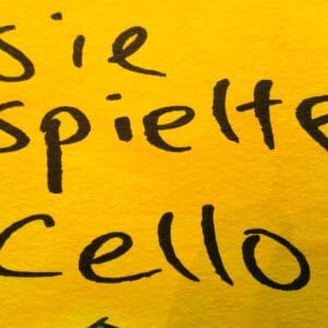 Sie spielet Cello (Groß) – Bild 5