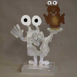 Gartenmonster mit Eule – Bild 1