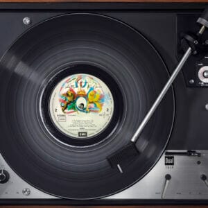 Dual 1219 / Queen / A Night at the Opera – Bild 1