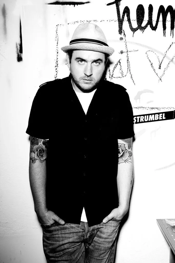 Bilder und Kunstwerke von Stefan Strumbel kaufen